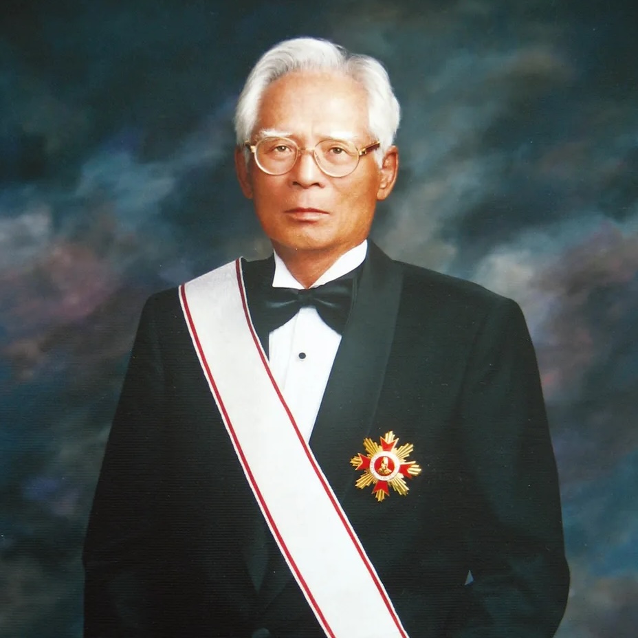 Shin Yong-ho (신용호)